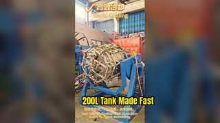 Как ротационная формовочная машина с поворотным механизмом ND-600 эффективно производит 200-литровые резервуары для хранения химикатов